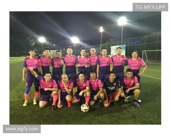 杭州足球队荣登全国足球团队协作排行榜第十名展现团队精神与实力